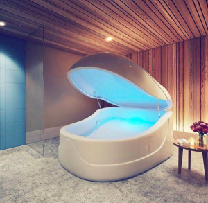 Detox Diaries: Three of Our Editors Tried a Sensory Deprivation Tank and Here’s What Happened